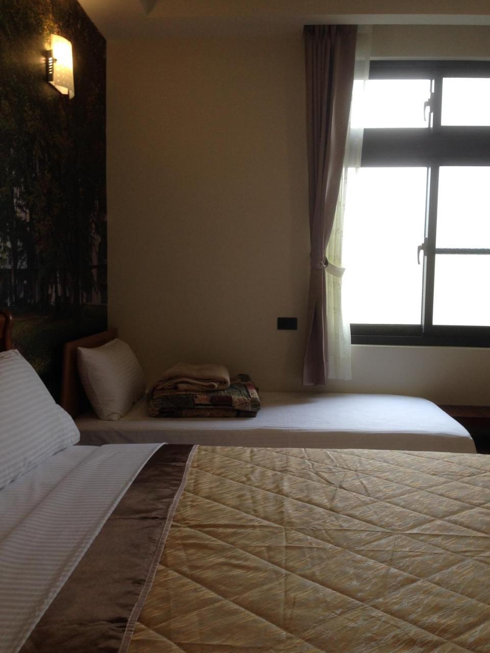 Hongfu Elegant Business Hotel Zhongli Exterior photo